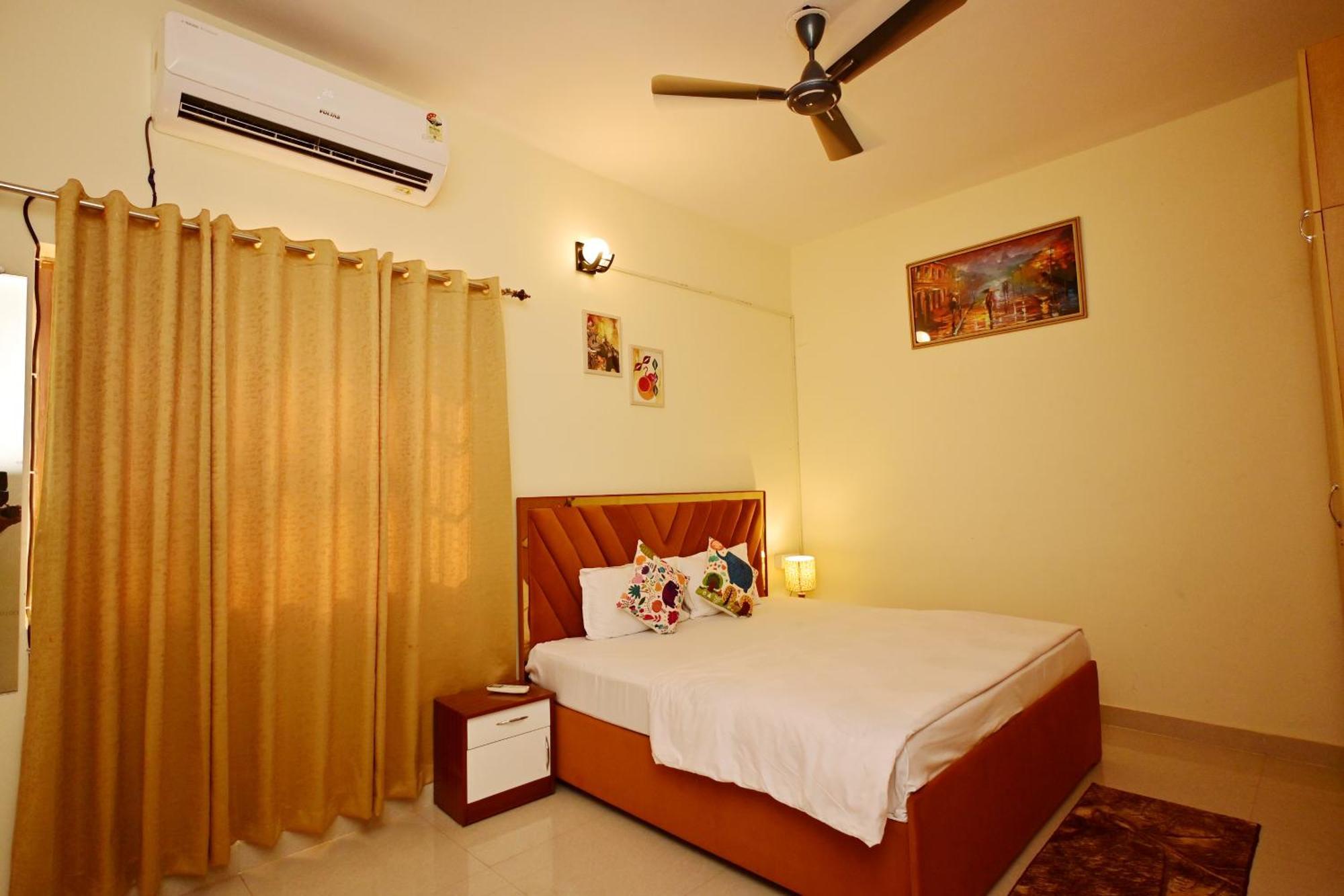 ורנאסי Zoomstay - 3Bhk Apartments מראה חיצוני תמונה