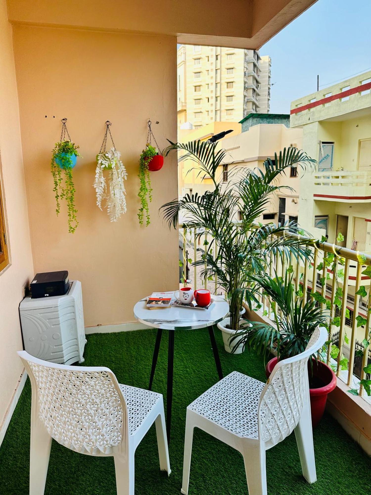 ורנאסי Zoomstay - 3Bhk Apartments מראה חיצוני תמונה