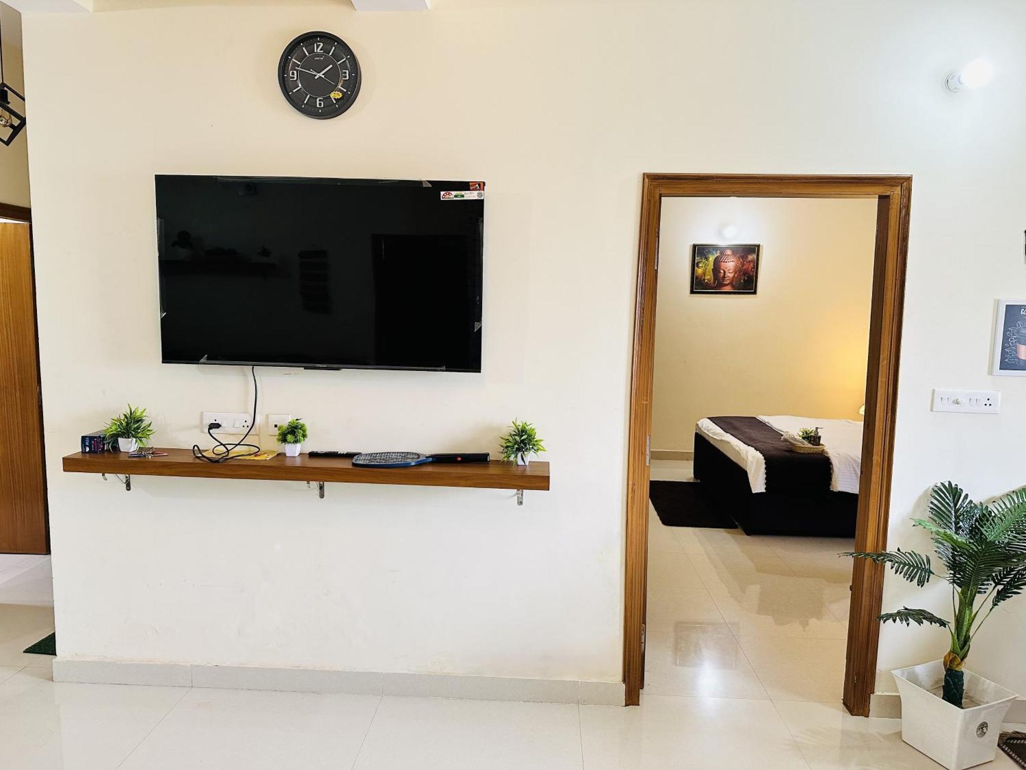ורנאסי Zoomstay - 3Bhk Apartments מראה חיצוני תמונה