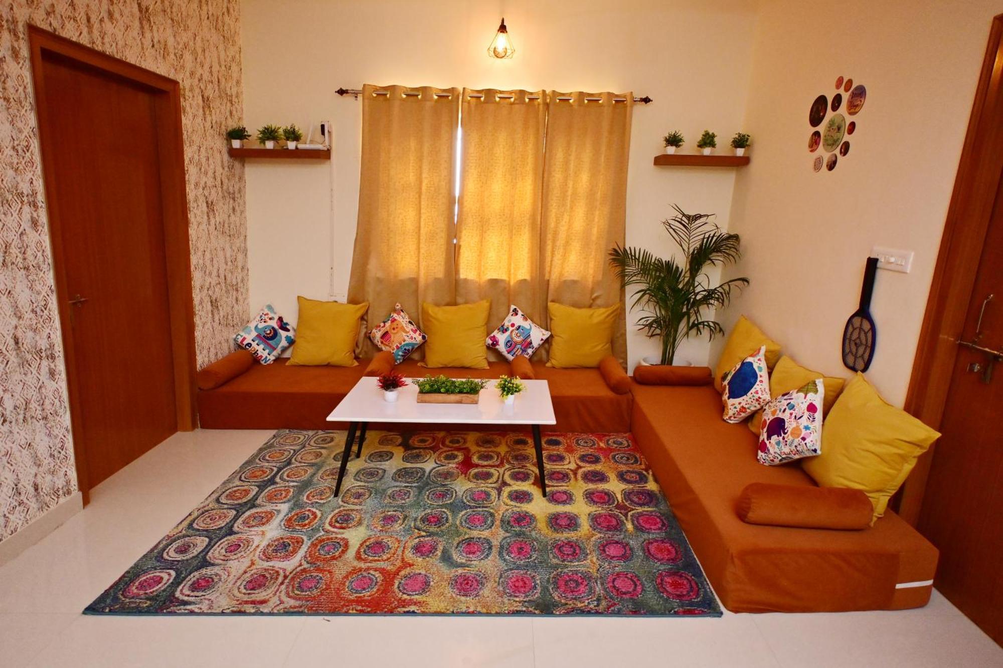 ורנאסי Zoomstay - 3Bhk Apartments מראה חיצוני תמונה
