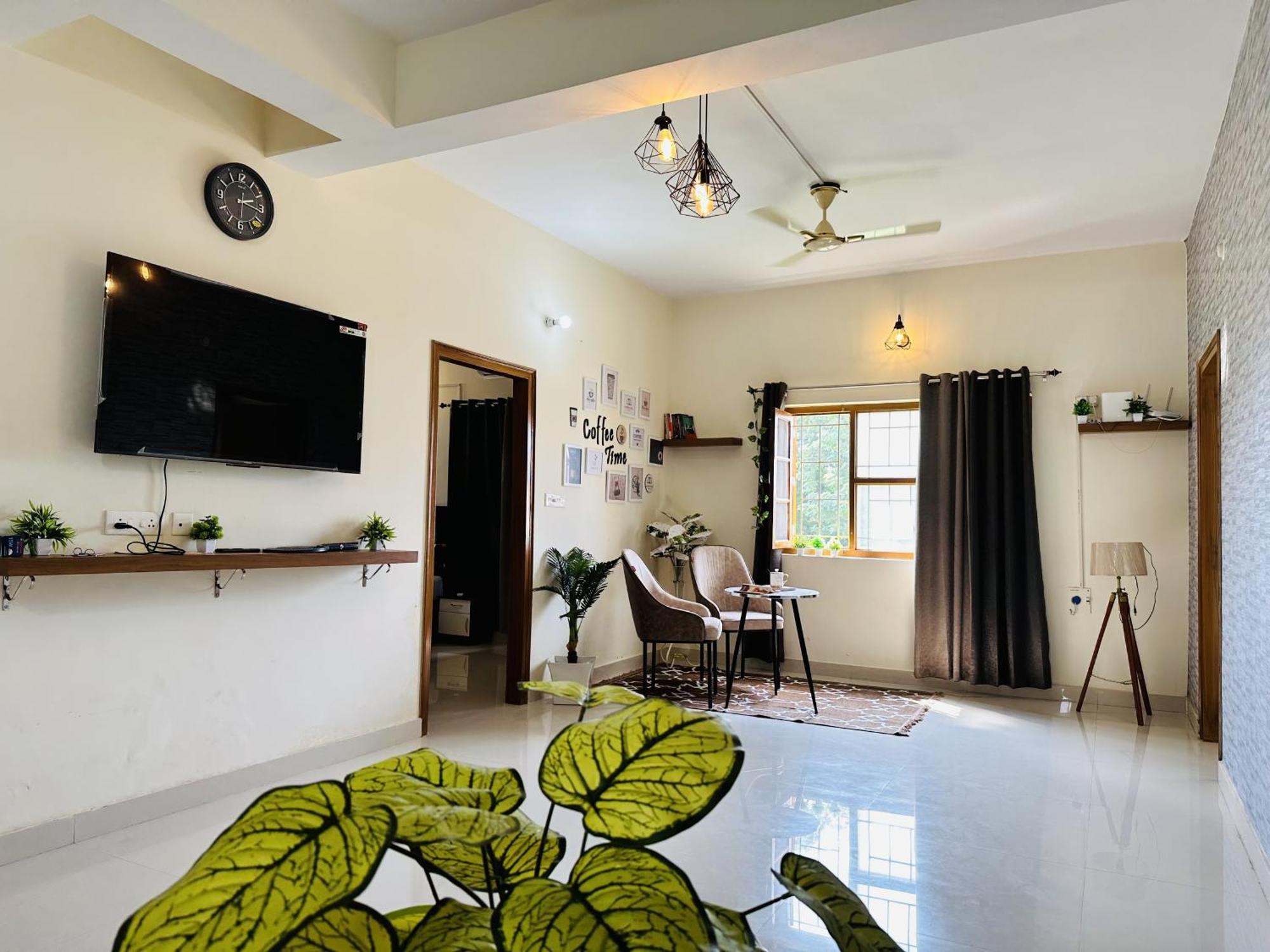 ורנאסי Zoomstay - 3Bhk Apartments מראה חיצוני תמונה