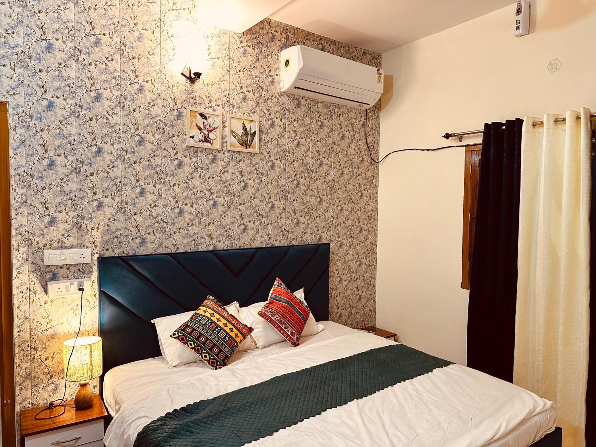 ורנאסי Zoomstay - 3Bhk Apartments מראה חיצוני תמונה
